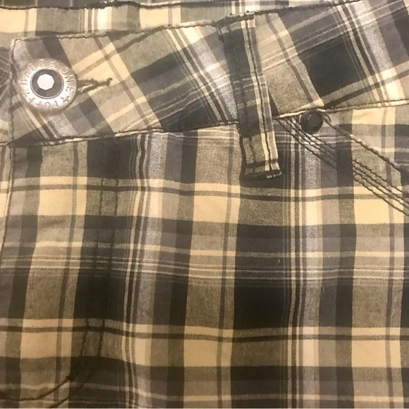 One Tuff Babe Plaid Mini Skirt - Picture 3 of 4